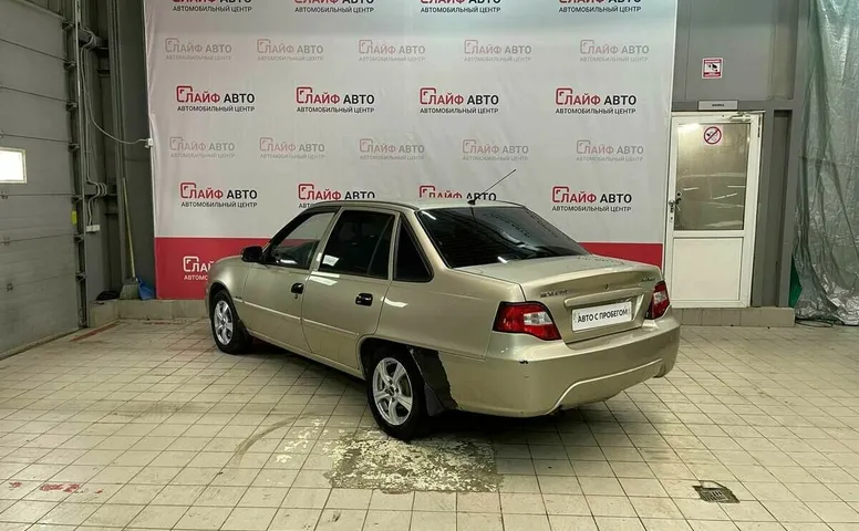 Daewoo NEXIA 1.6 MT (109 л.с.)