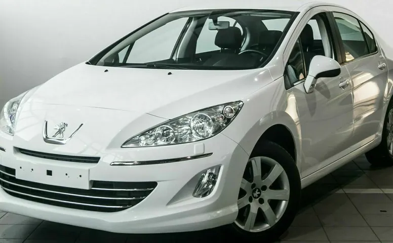 Peugeot 408