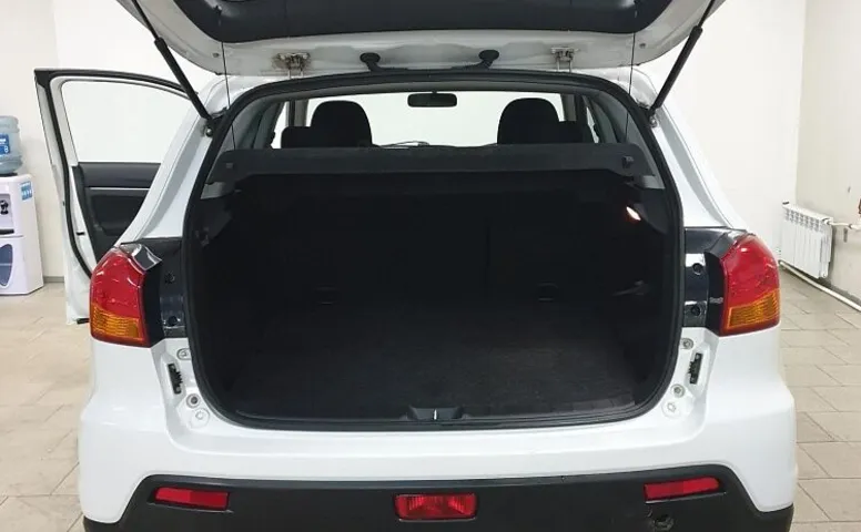 Mitsubishi ASX I