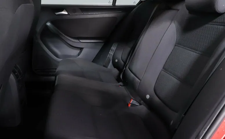 Volkswagen Jetta VI