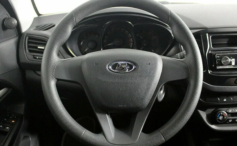 LADA (ВАЗ) Vesta 1.6 Механика