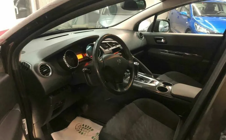 Peugeot 3008 1.6 AT (150 л.с.)