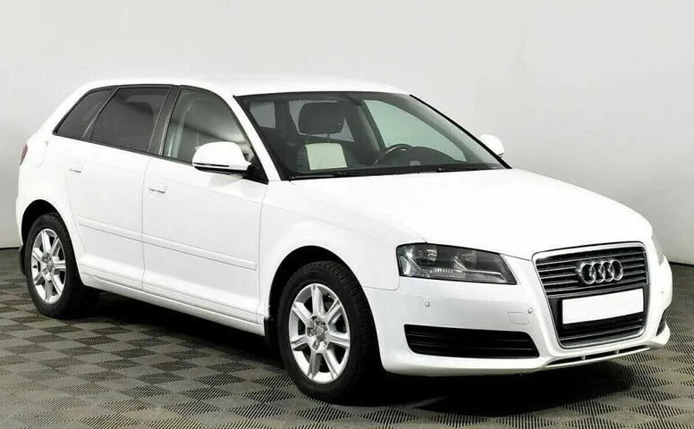 Audi A3 1.6 Робот