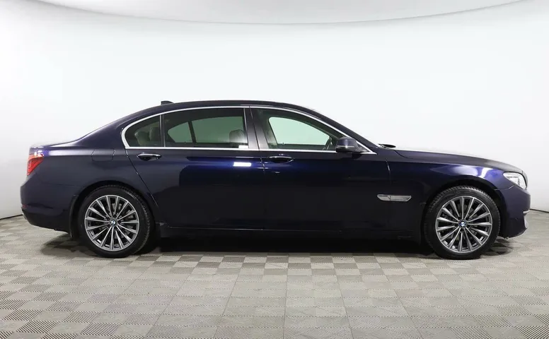 BMW 7 серия