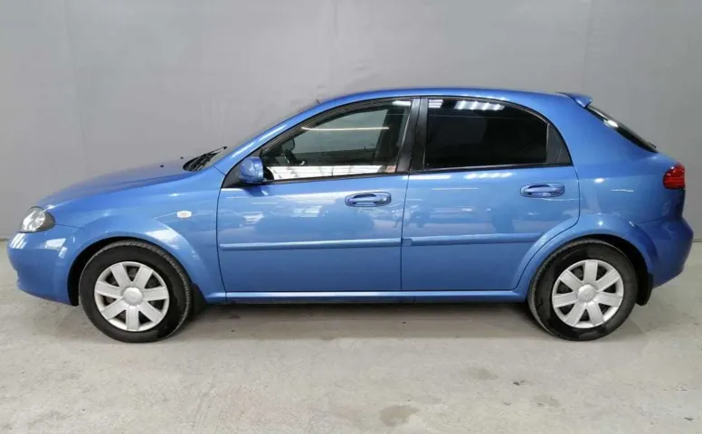 Chevrolet LACETTI 1.6 MT (109 л.с.)