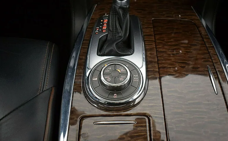 Nissan Patrol VI (Y62)