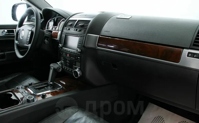 Volkswagen Touareg, 1 поколение, рестайлинг
