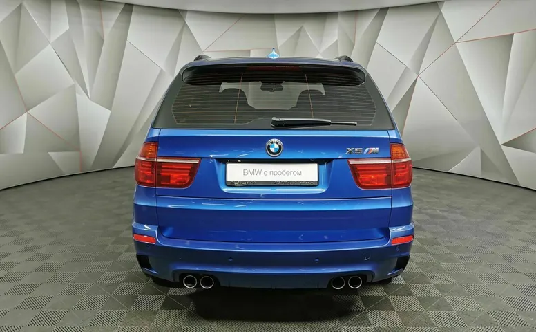 BMW X5 M 4.4 AT (555 л.с.) Синий