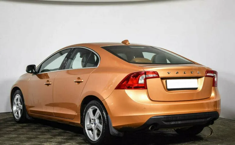 Volvo S60 1.6 Робот
