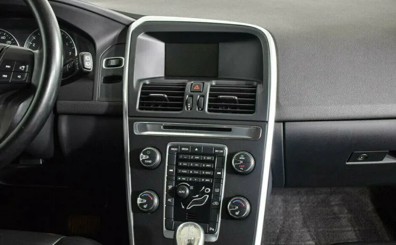 Volvo XC60 2.0 Робот