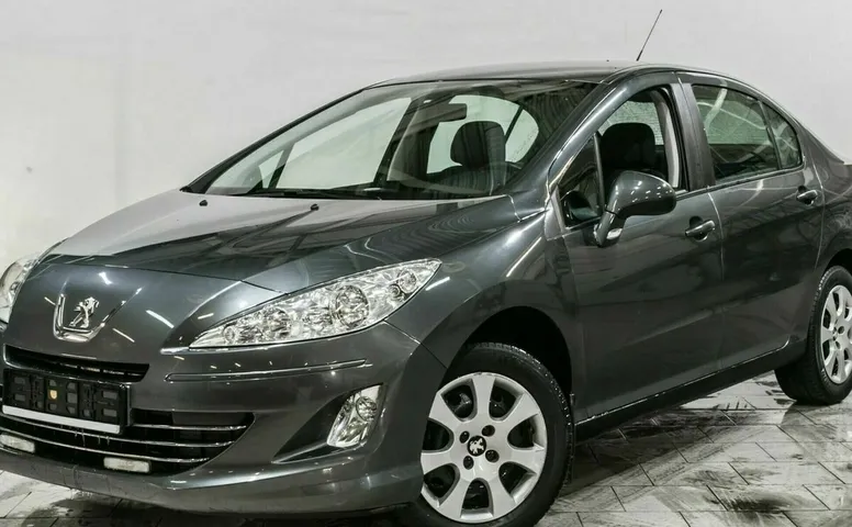 Peugeot 408