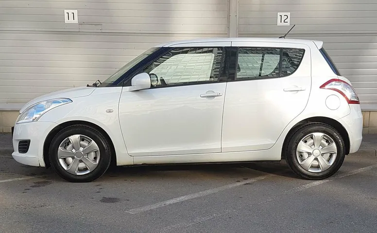 Suzuki Swift IV