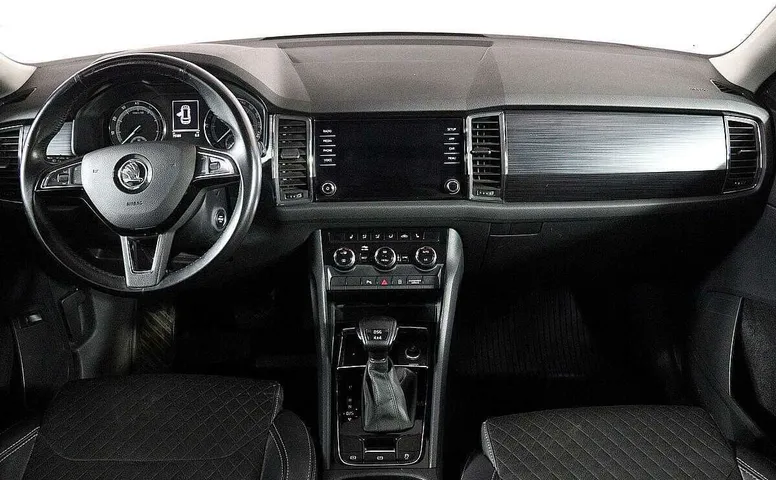 Skoda kodiaq робот 2018 с пробегом 44 290 км