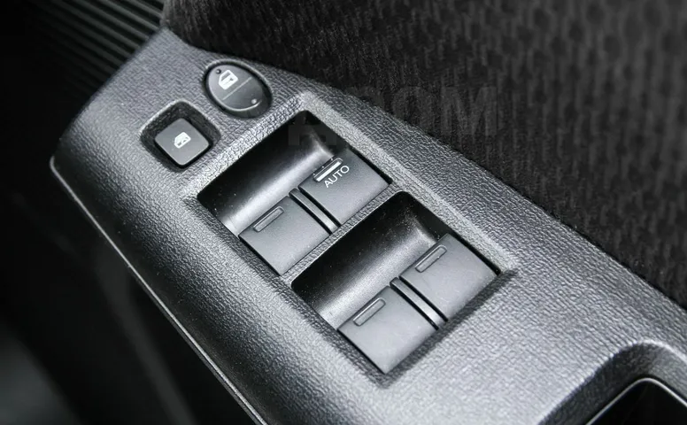 Honda Freed, 1 поколение