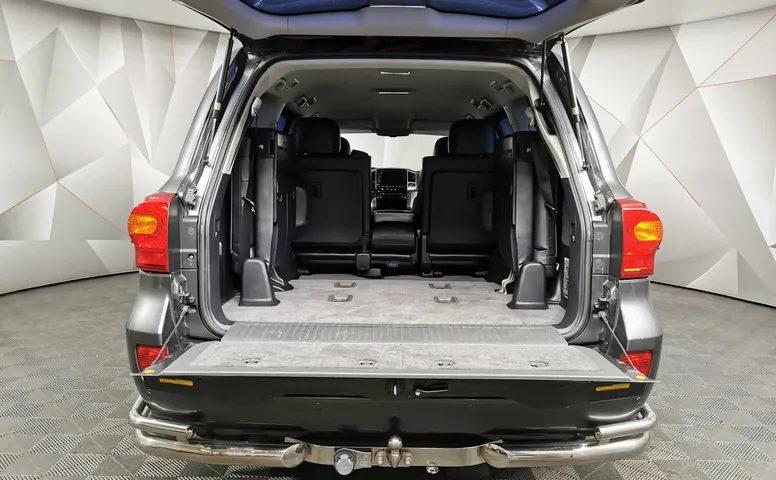 Toyota Land Cruiser 4.6 AT 4WD (5 мест) (309 л.с.) Серый