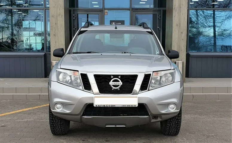 Nissan Terrano III (D10)