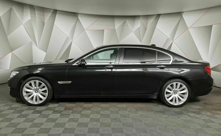 BMW 7 серия 750Li xDrive AT (450 л.с.) Черный