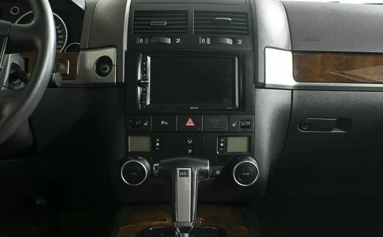 Volkswagen Touareg 2.5 Автомат