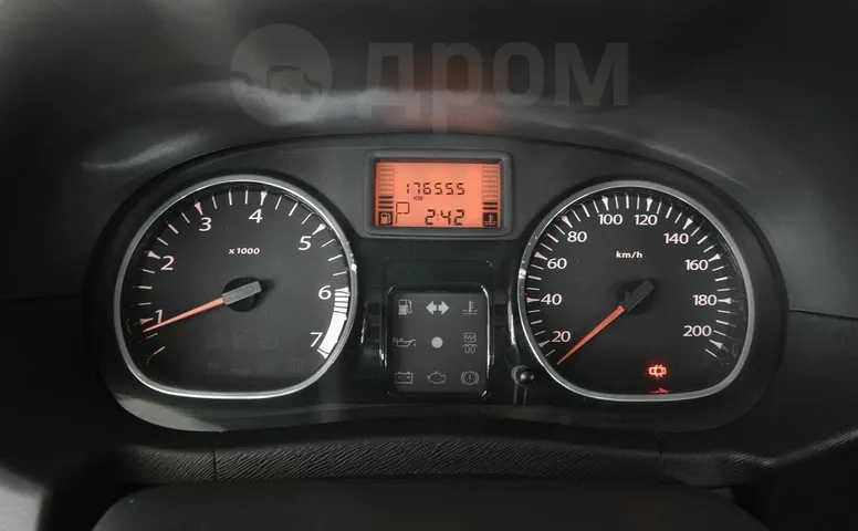 Renault Duster, 1 поколение