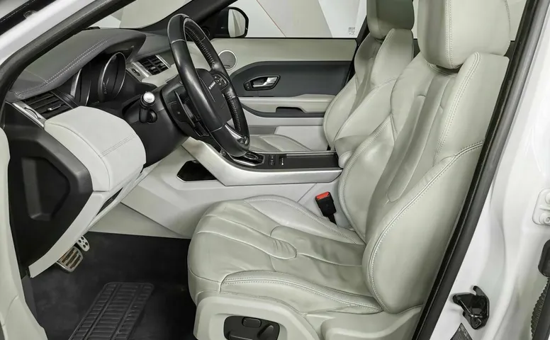 Land Rover Range Rover Evoque 2.0 Si4 9AT (240 л.с.) Pure Tech Белый