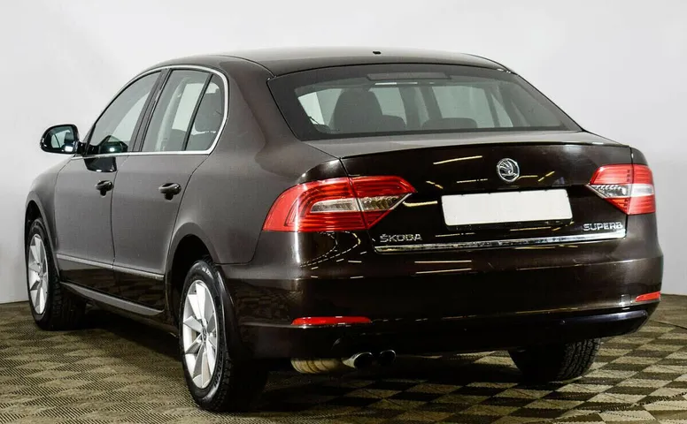 Skoda superb