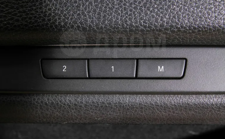 BMW 7-Series, 5 поколение