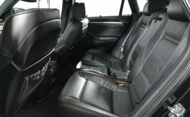 BMW X6 50i I (E71)