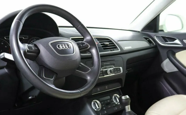 Audi Q3 2.0 Робот
