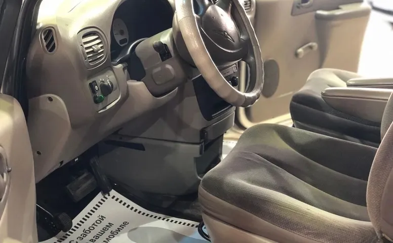 Chrysler Voyager IV