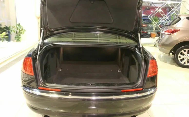 Audi A8 II (D3) Рестайлинг 2