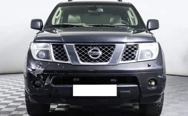 Nissan Pathfinder III