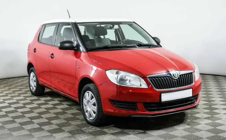 Skoda Fabia II Рестайлинг