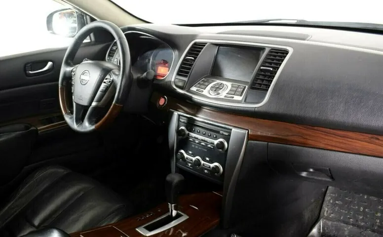Nissan teana