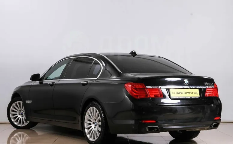 BMW 7-Series, 5 поколение