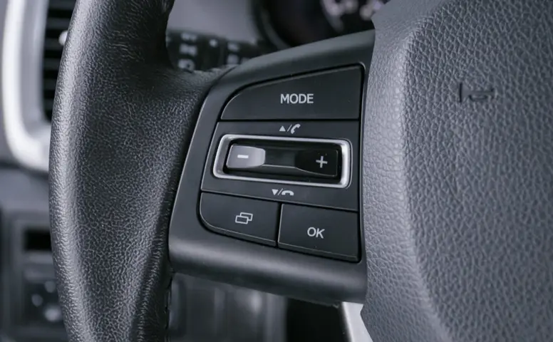 DongFeng AX7