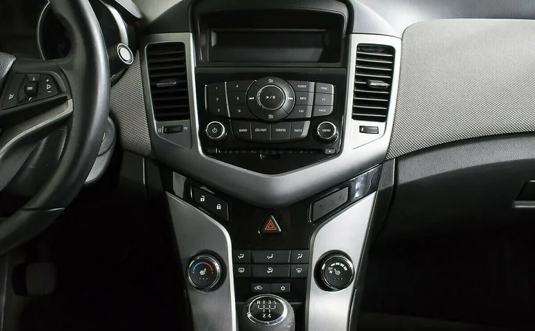 Chevrolet Cruze I