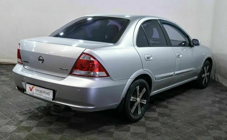 Nissan almera classic