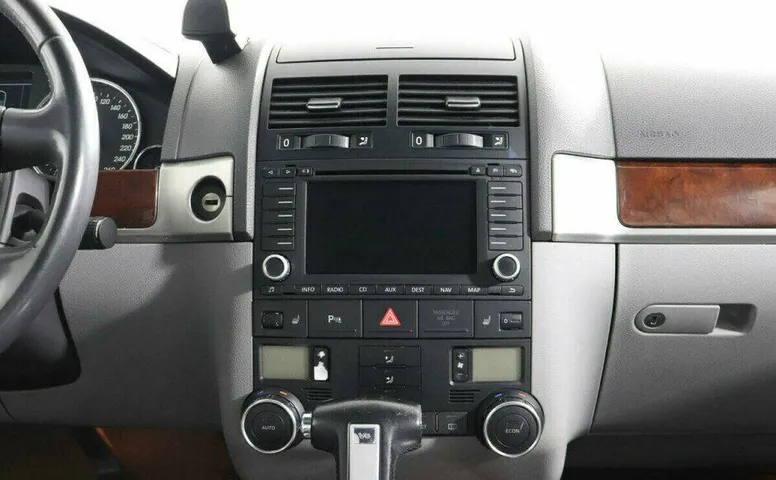 Volkswagen Touareg 3.0 Автомат