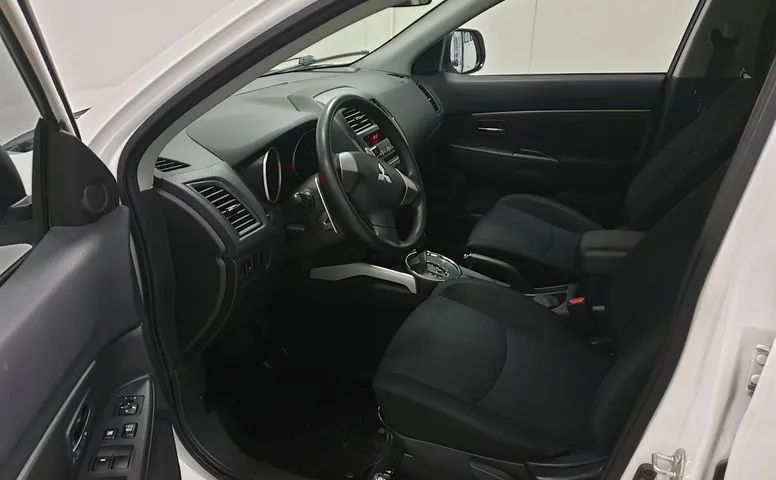 Mitsubishi ASX I
