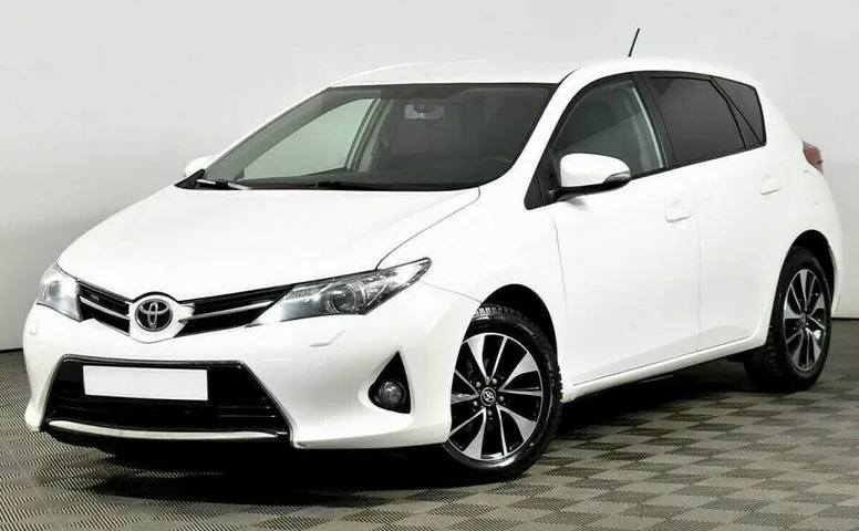 Toyota Auris 1.6 Вариатор