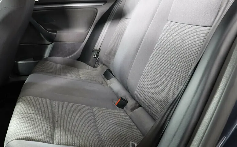 Volkswagen Jetta V