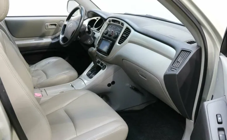 Toyota highlander i (u20) рестайлинг