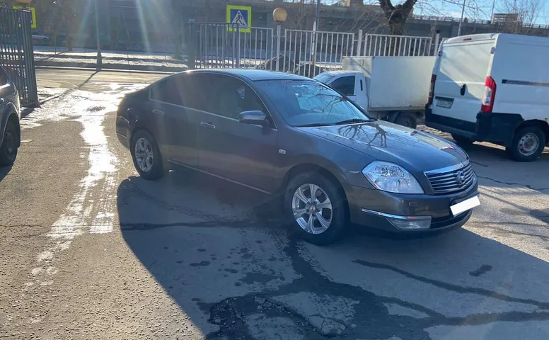 Nissan Teana