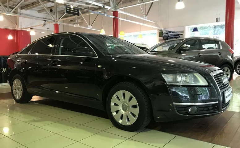 Audi A6 III (C6)