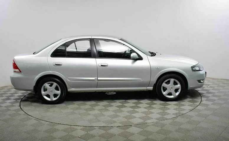 Nissan almera classic i