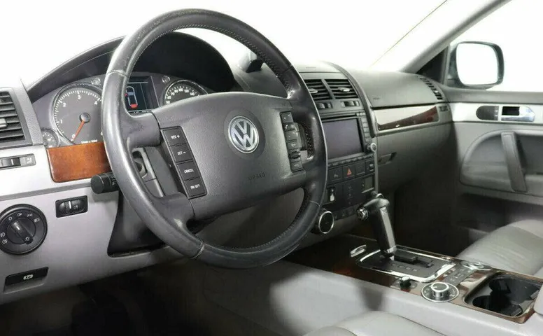 Volkswagen Touareg 3.0 Автомат