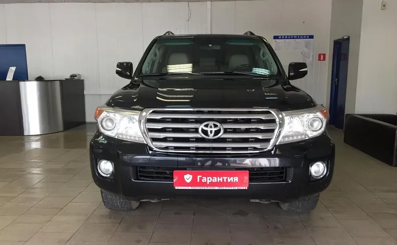 Toyota Land Cruiser 200 Series