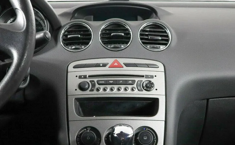 Peugeot 408 1.6 Автомат