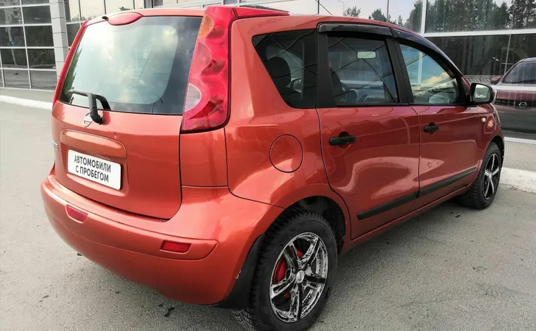 Nissan NOTE 1.4 MT (88 л.с.)
