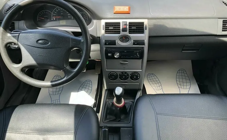 LADA (ВАЗ) 2170 1.6 MT (98 л.с.)